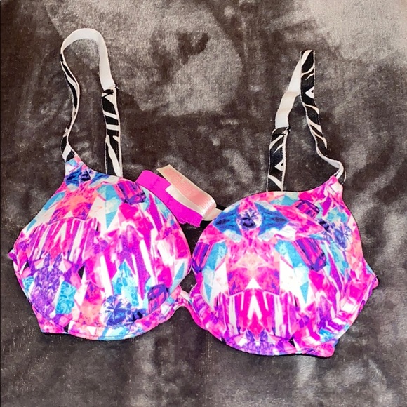 PINK Victoria's Secret Other - PINK bra size 32B